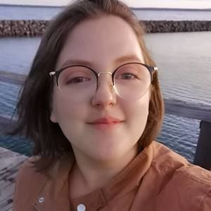 Meet your Posher, Vicky